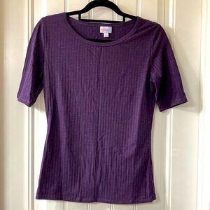 Purple LuLaRoe top. Like new.